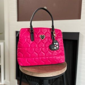 🌸 Betsey Johnson 💞 Heart Quilted Tote